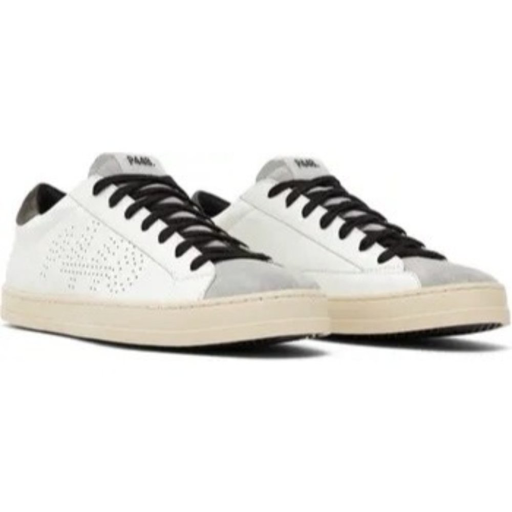 P448 John Low Top Sneakers in White Leather Silver